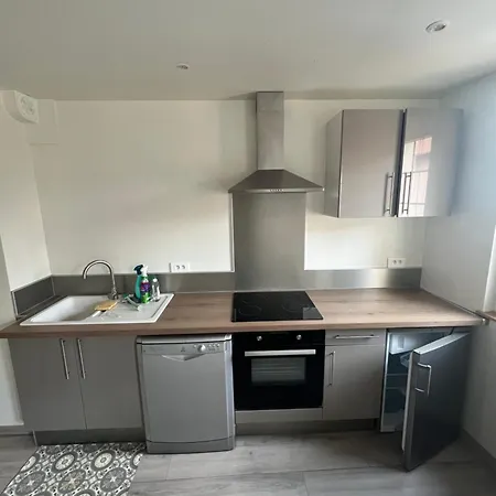 Maisonnette Montferrandaise Proche Tram - 6 Couchages - Tram - Wifi *