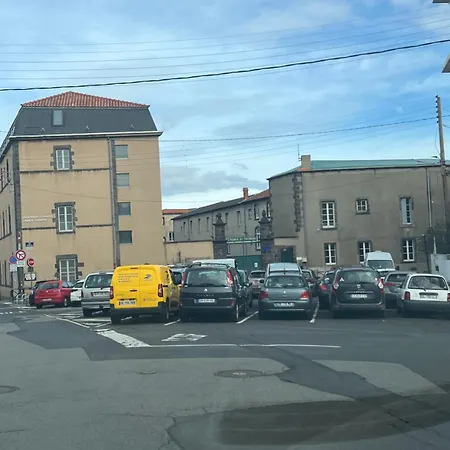 Maisonnette Montferrandaise Proche Tram - 6 Couchages - Tram - Wifi *